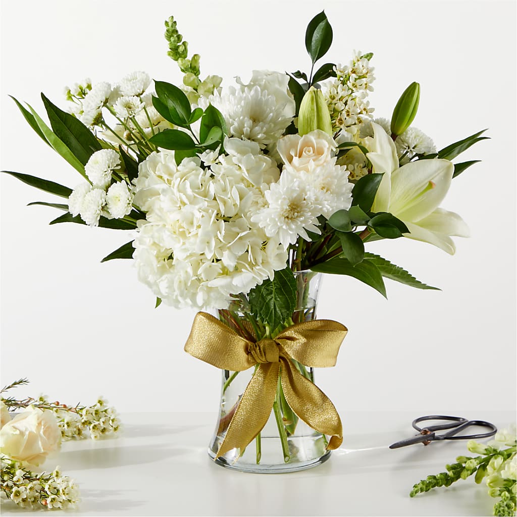 New Beginnings – A Florist Original – Bulldog Flowers, Athens GA