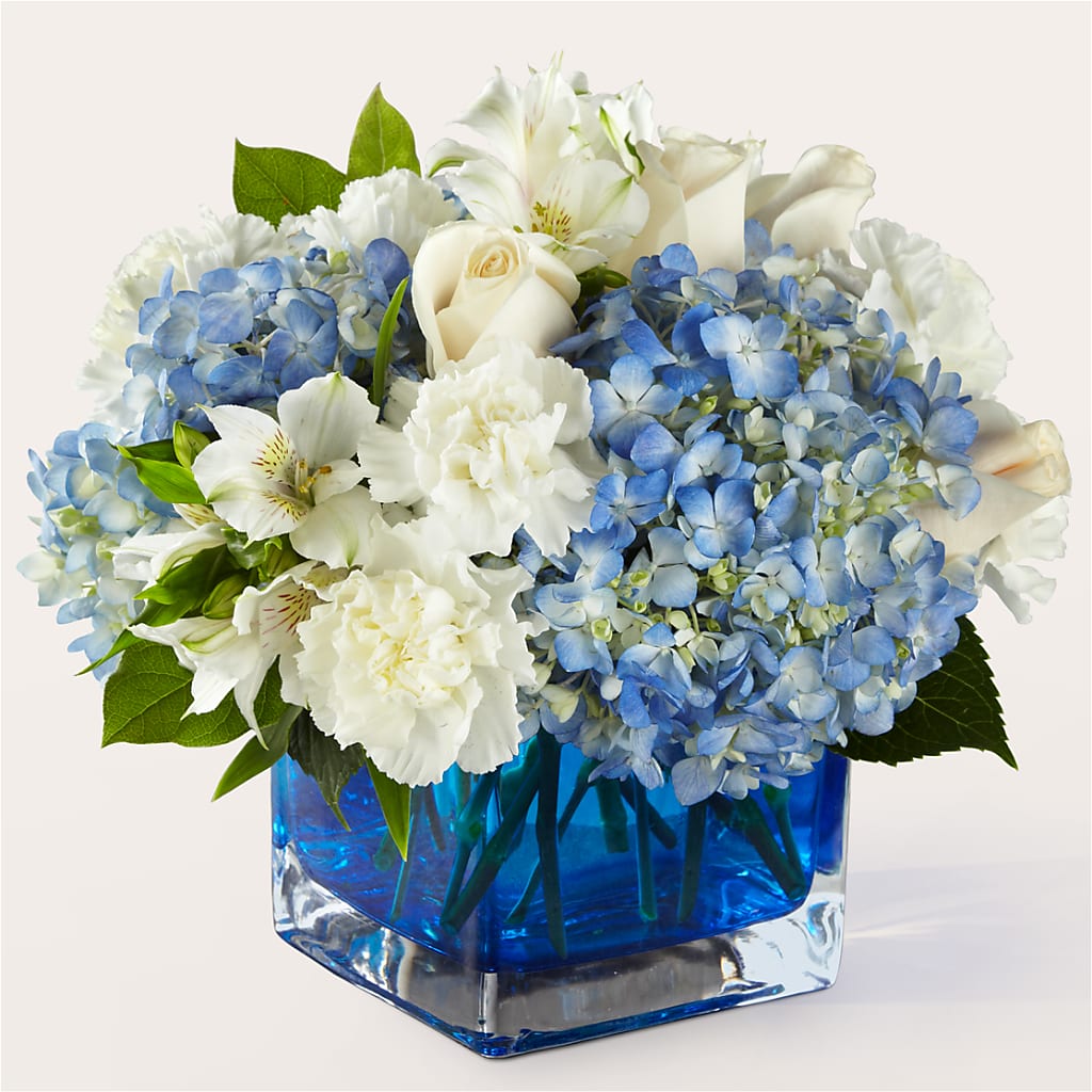 Soothing Waters Bouquet – Bulldog Flowers, Athens GA
