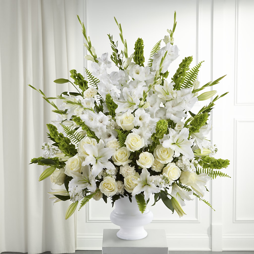 Morning Stars Arrangement – Bulldog Flowers, Athens GA