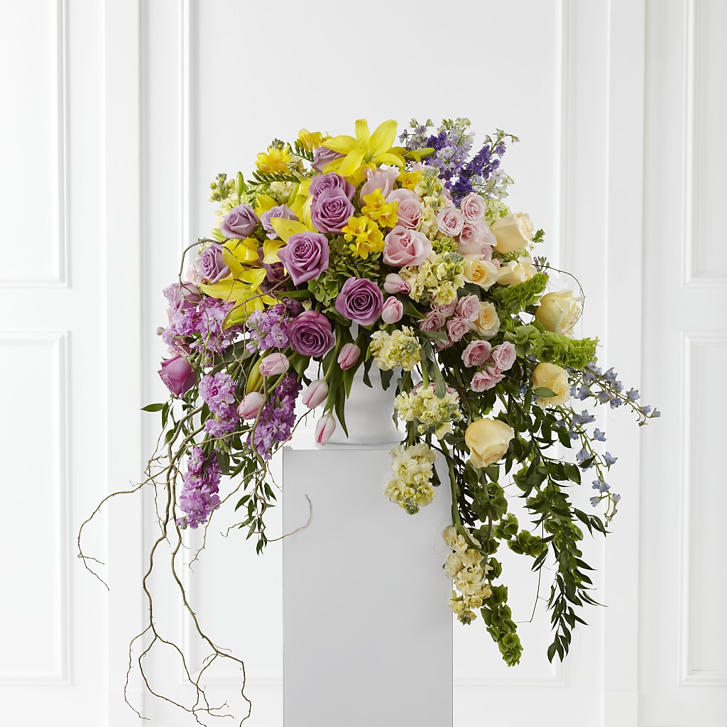 Display of Affection Arrangement – Bulldog Flowers, Athens GA