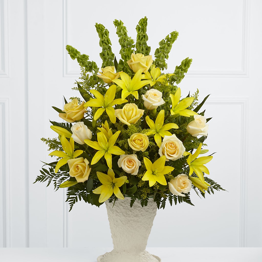 Golden Memories Arrangement – Bulldog Flowers, Athens GA