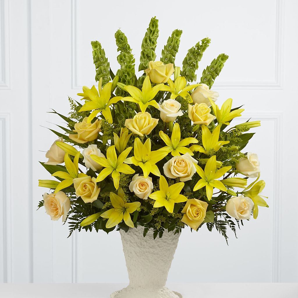 Golden Memories Arrangement – Bulldog Flowers, Athens GA