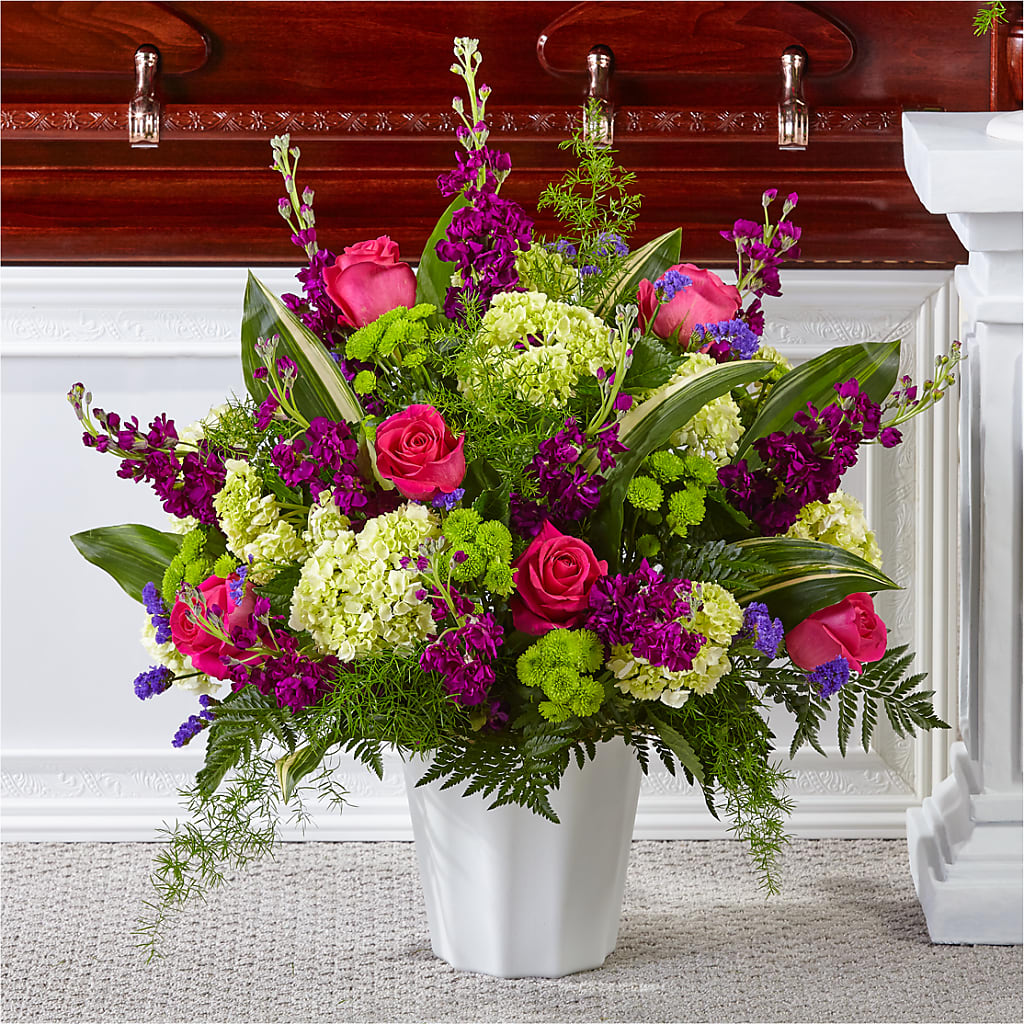 Beautiful Horizons Floor Basket – Bulldog Flowers, Athens GA