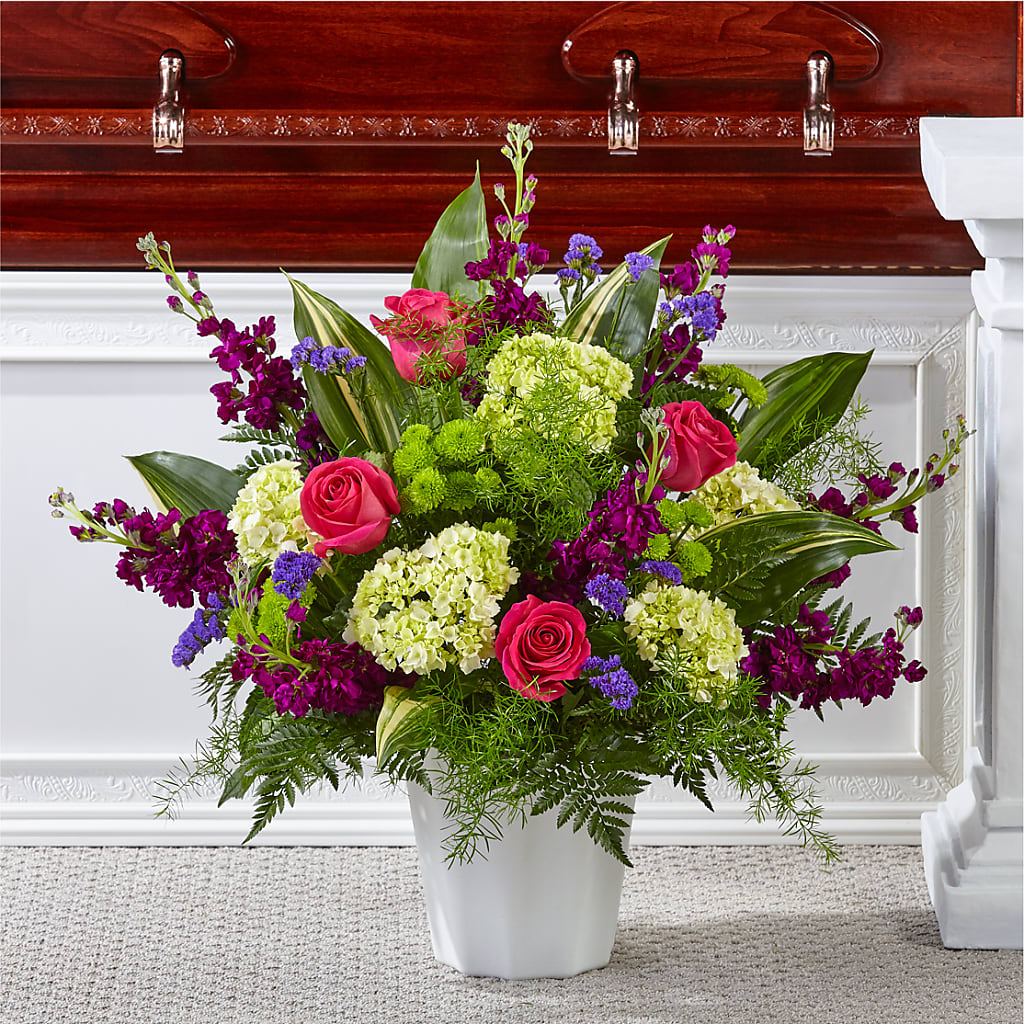 Beautiful Horizons Floor Basket – Bulldog Flowers, Athens GA