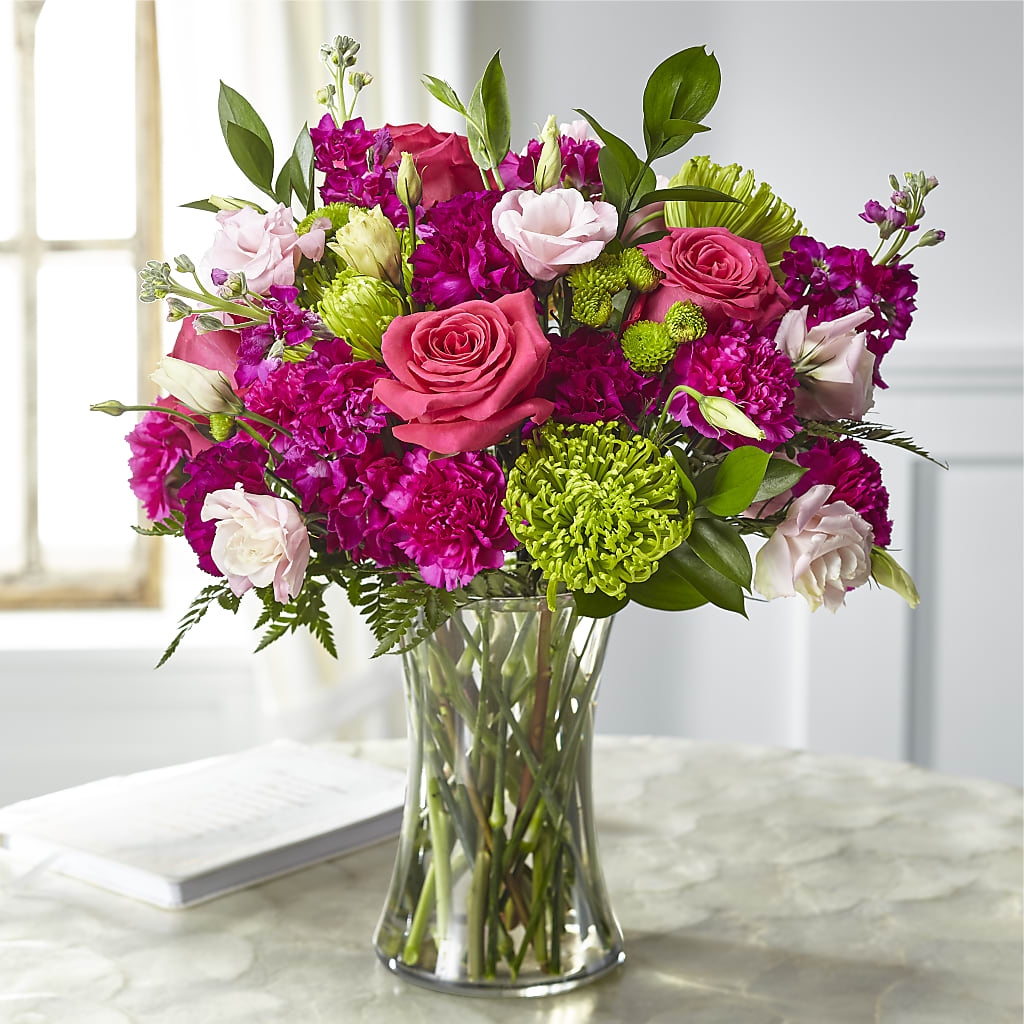 Everlasting Embrace Bouquet – Bulldog Flowers, Athens GA