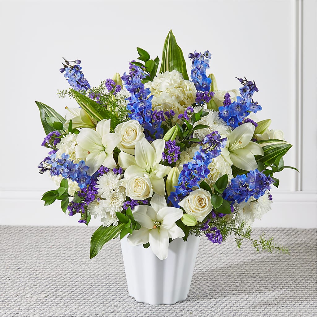 Take Comfort Floor Basket – Bulldog Flowers, Athens GA