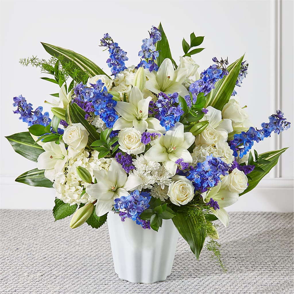 Take Comfort Floor Basket – Bulldog Flowers, Athens GA