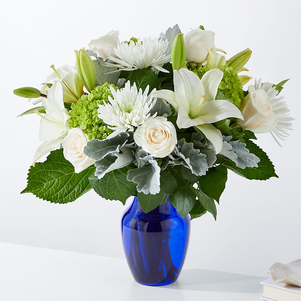 Snowy Dreams Bouquet – Bulldog Flowers, Athens GA