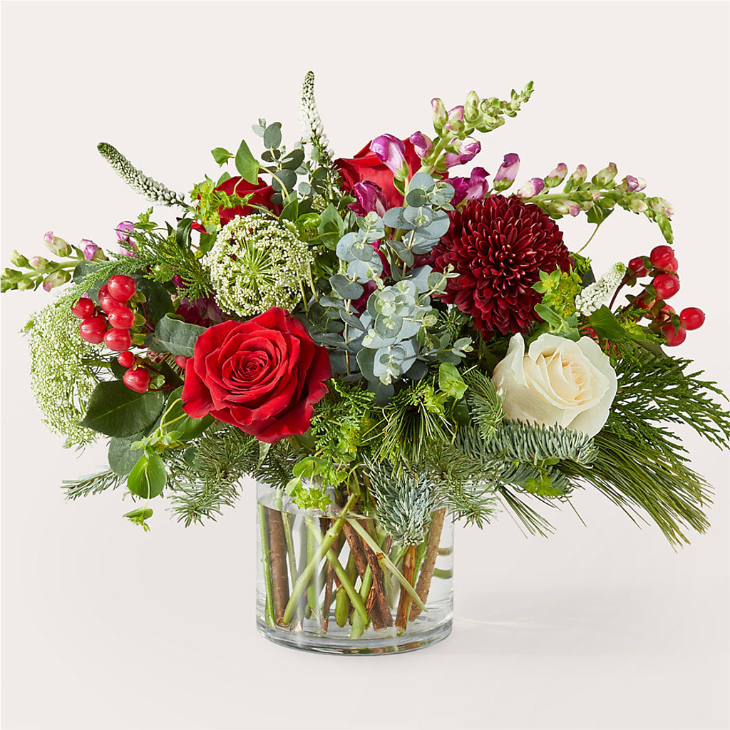 Cranberry Fizz Bouquet – Bulldog Flowers, Athens GA