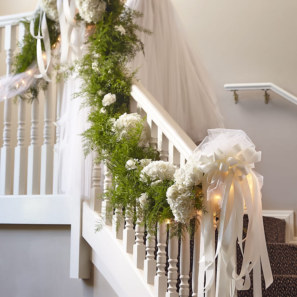 Champagne Dreams Garland – Bulldog Flowers, Athens GA
