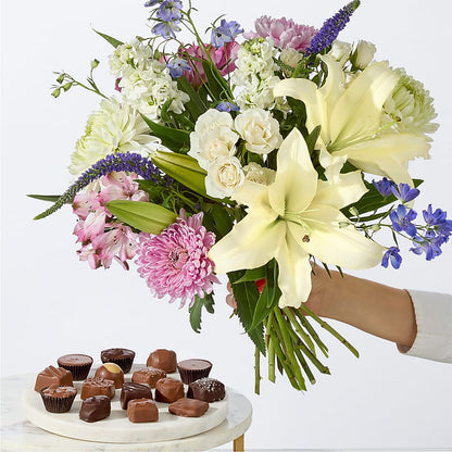 Winter Celebration Bouquet –  Bulldog Flowers, Athens GA