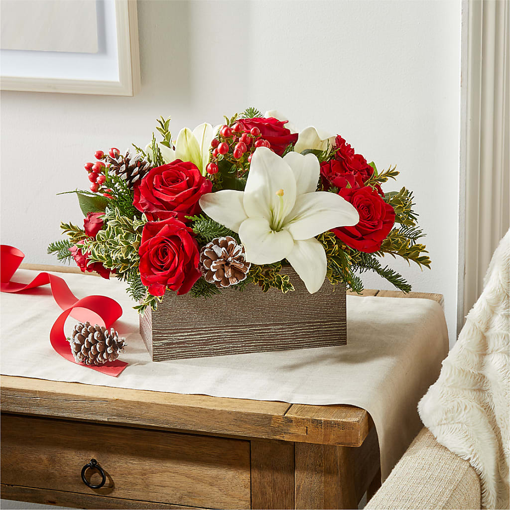 Snowy Wonderland Bouquet –  Bulldog Flowers, Athens GA