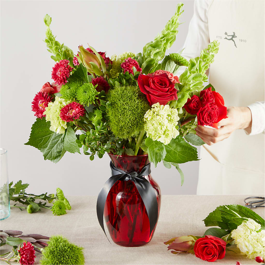 Heritage Kindle – A Florist Original –  Bulldog Flowers, Athens GA