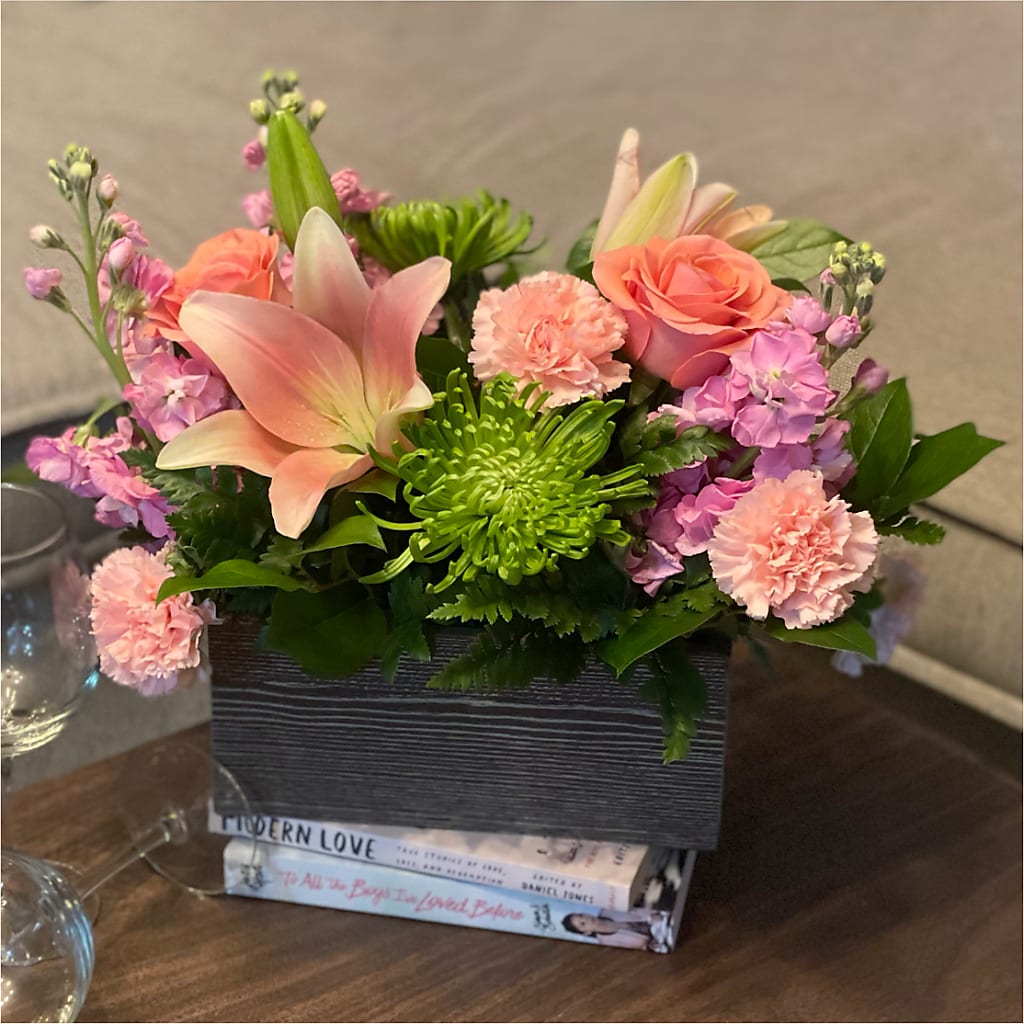 Beautiful Spirit Basket –  Bulldog Flowers, Athens GA