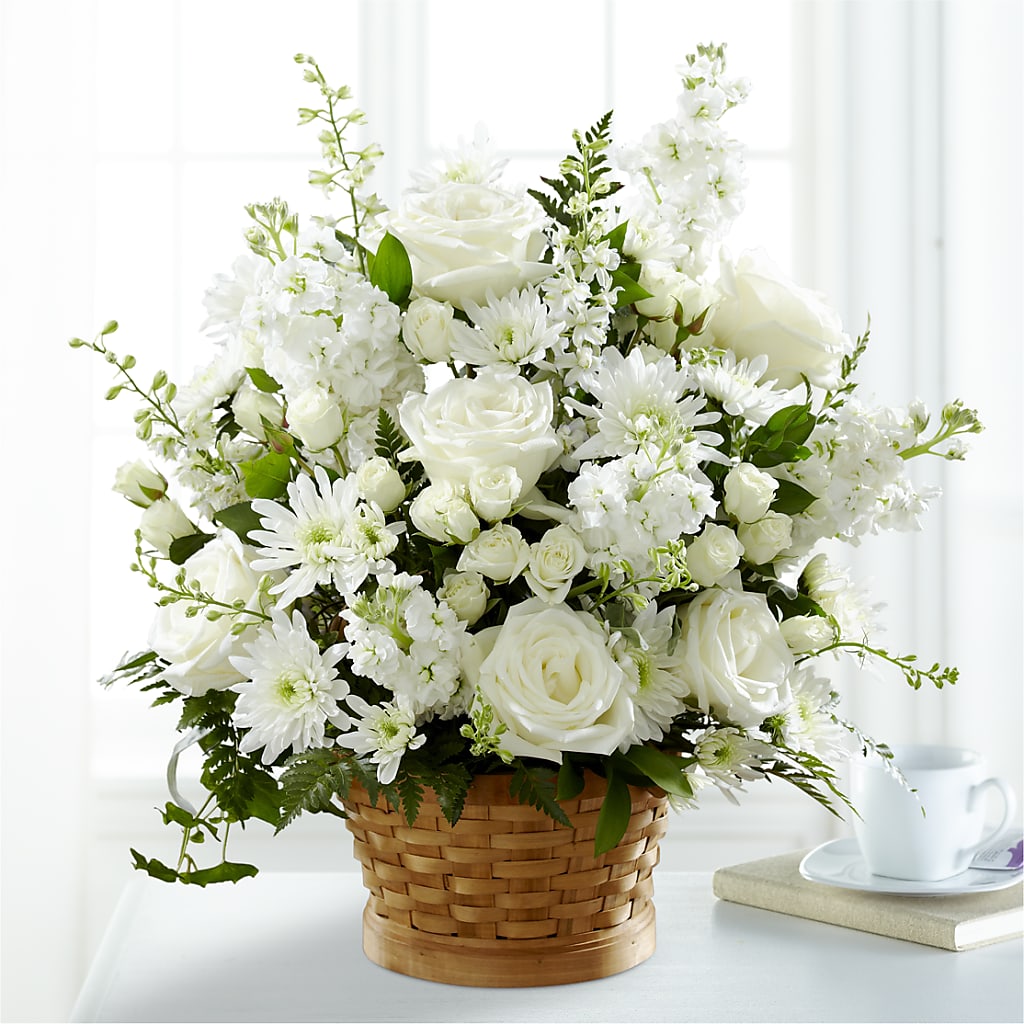 Heartfelt Condolences Arrangement –  Bulldog Flowers, Athens GA
