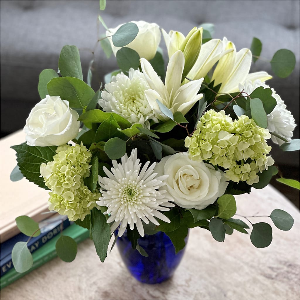 Snowy Dreams Bouquet –  Bulldog Flowers, Athens GA