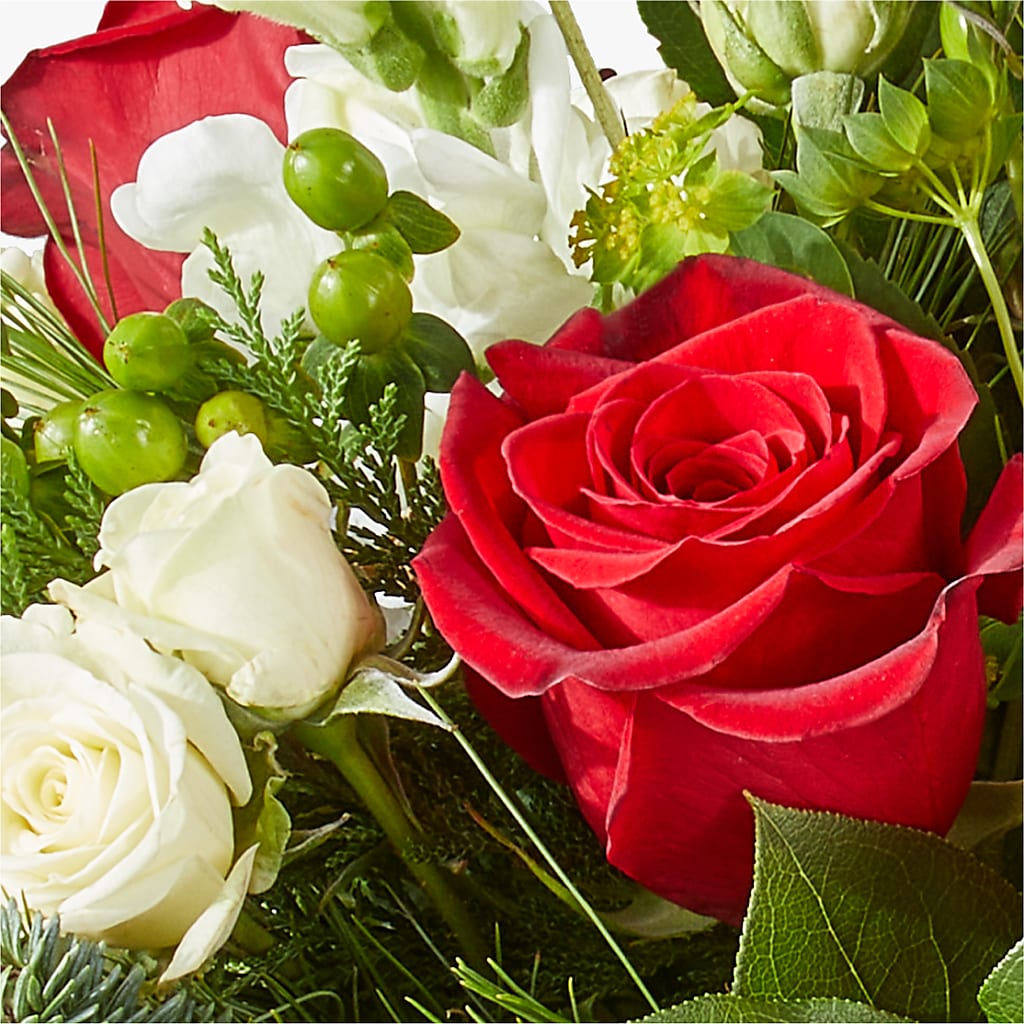 Deck the Halls Bouquet –  Bulldog Flowers, Athens GA