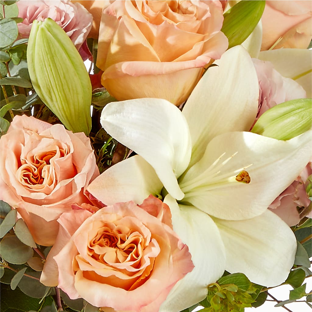Grapefruit Splash Bouquet –  Bulldog Flowers, Athens GA