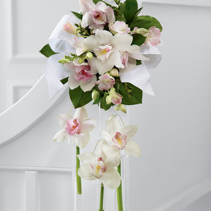 Perfect Entrance Pew Arrangement –  Bulldog Flowers, Athens GA
